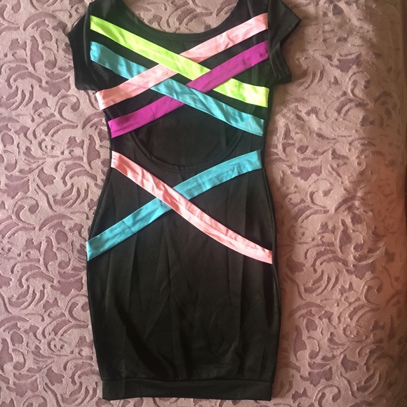 Little Black Coloured Criss Cross Dress - Picture 5 of 10